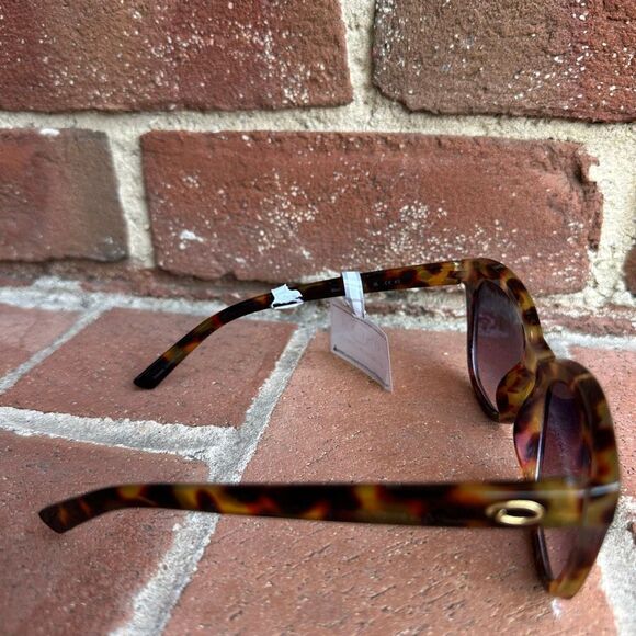 Oscar de la Renta Tortoise Shell Sunglasses Mod 1334 Women\'s Designer Cat Eye NE